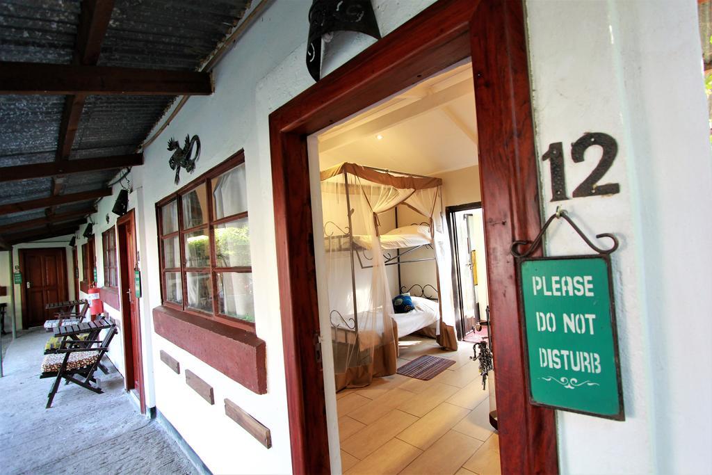Zigzag Town Lodge Ливингстон Экстерьер фото
